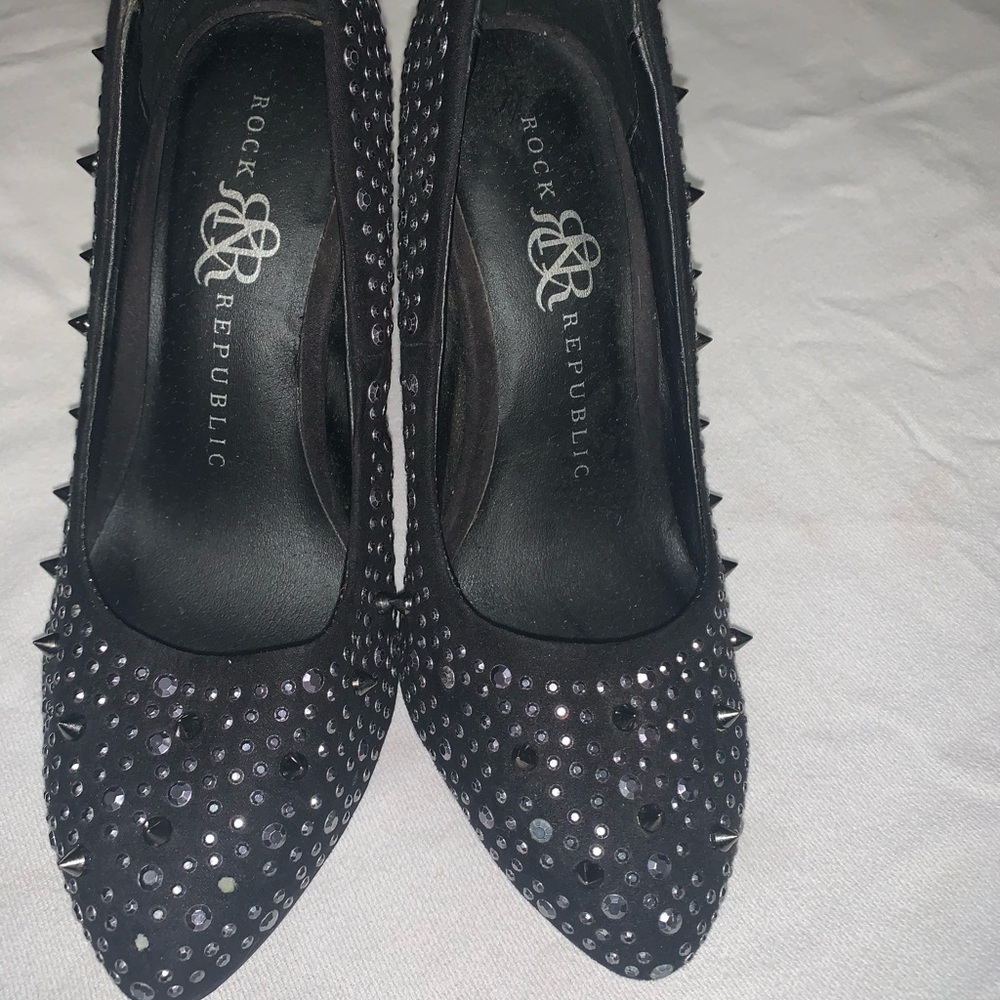 Rock republic size 6